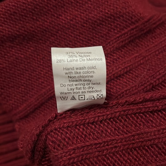 JCrew Womens Medium Sweater | Gently Used, Crew Neck, Dark Red - Picture 7 of 7